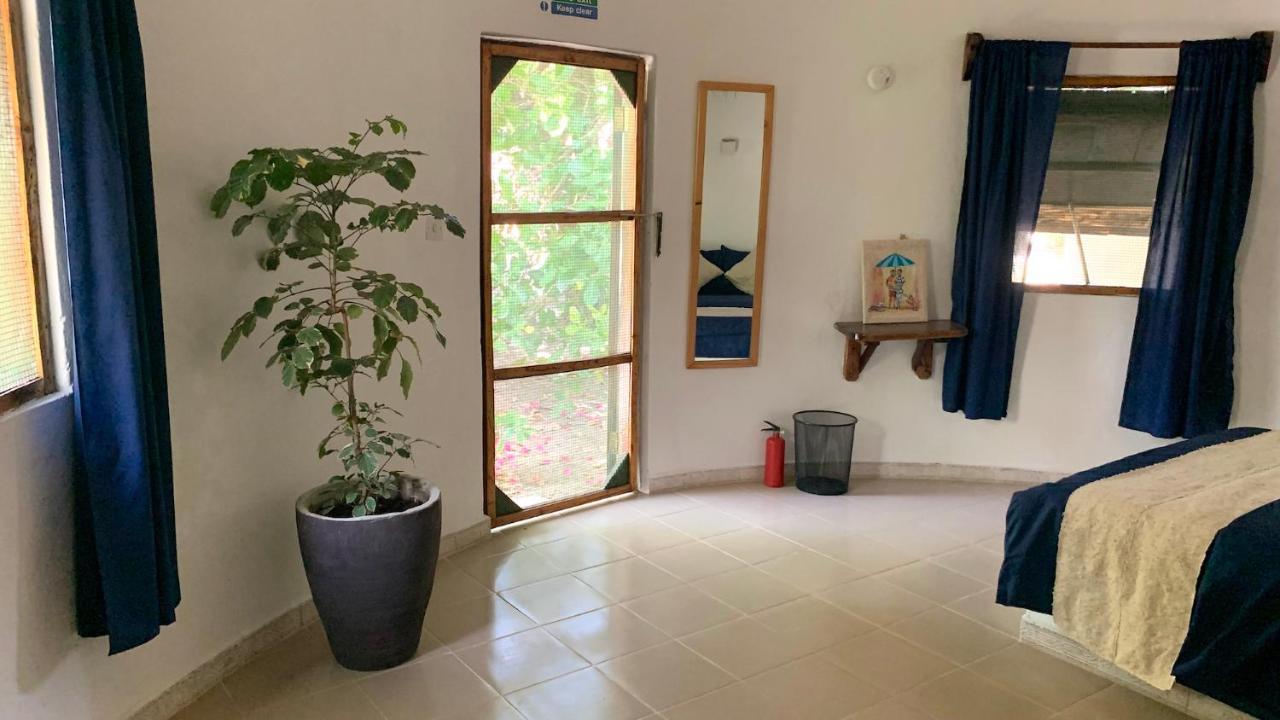 Footsteps Eco-Lodge Gunjur المظهر الخارجي الصورة