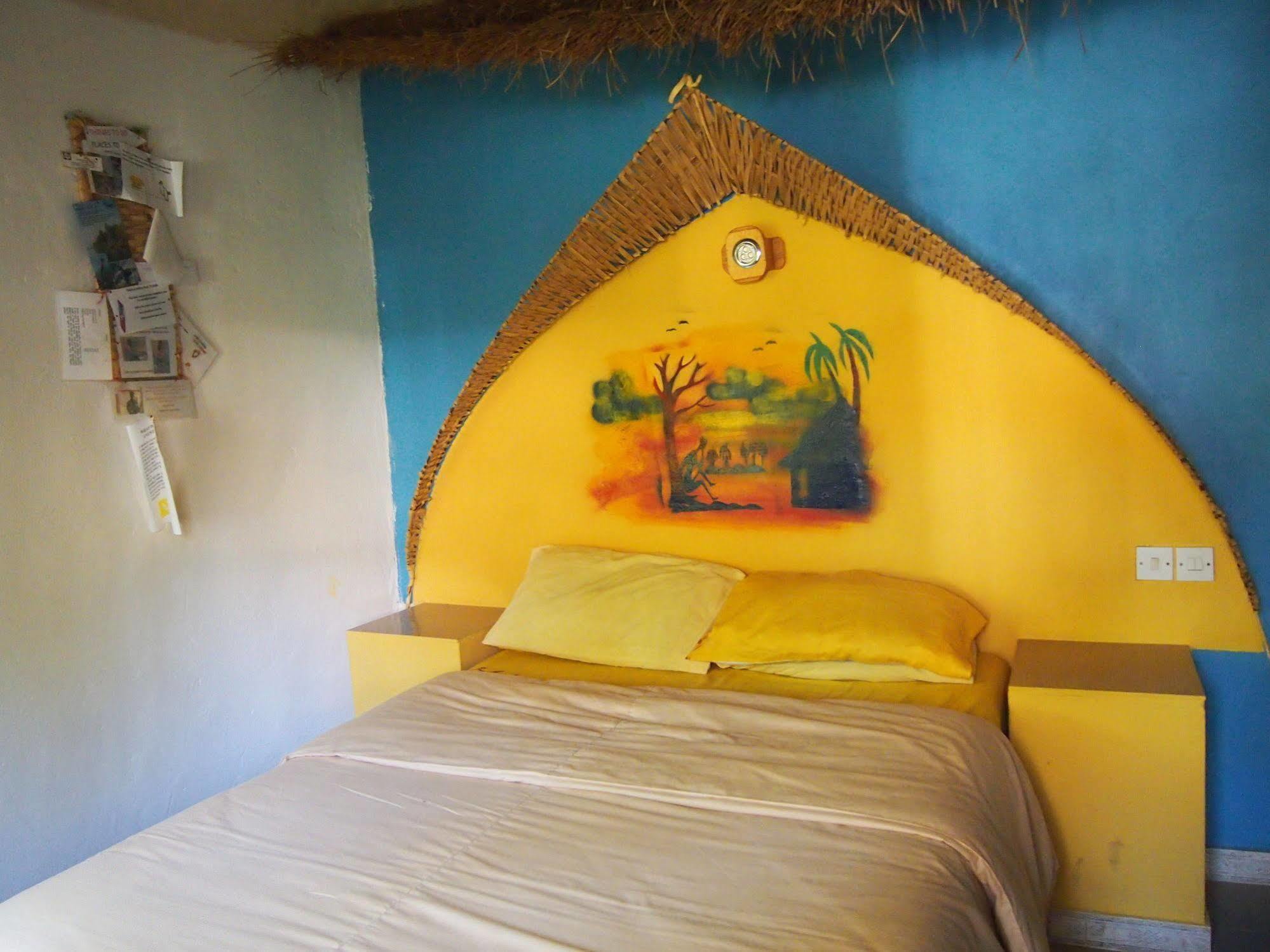 Footsteps Eco-Lodge Gunjur المظهر الخارجي الصورة