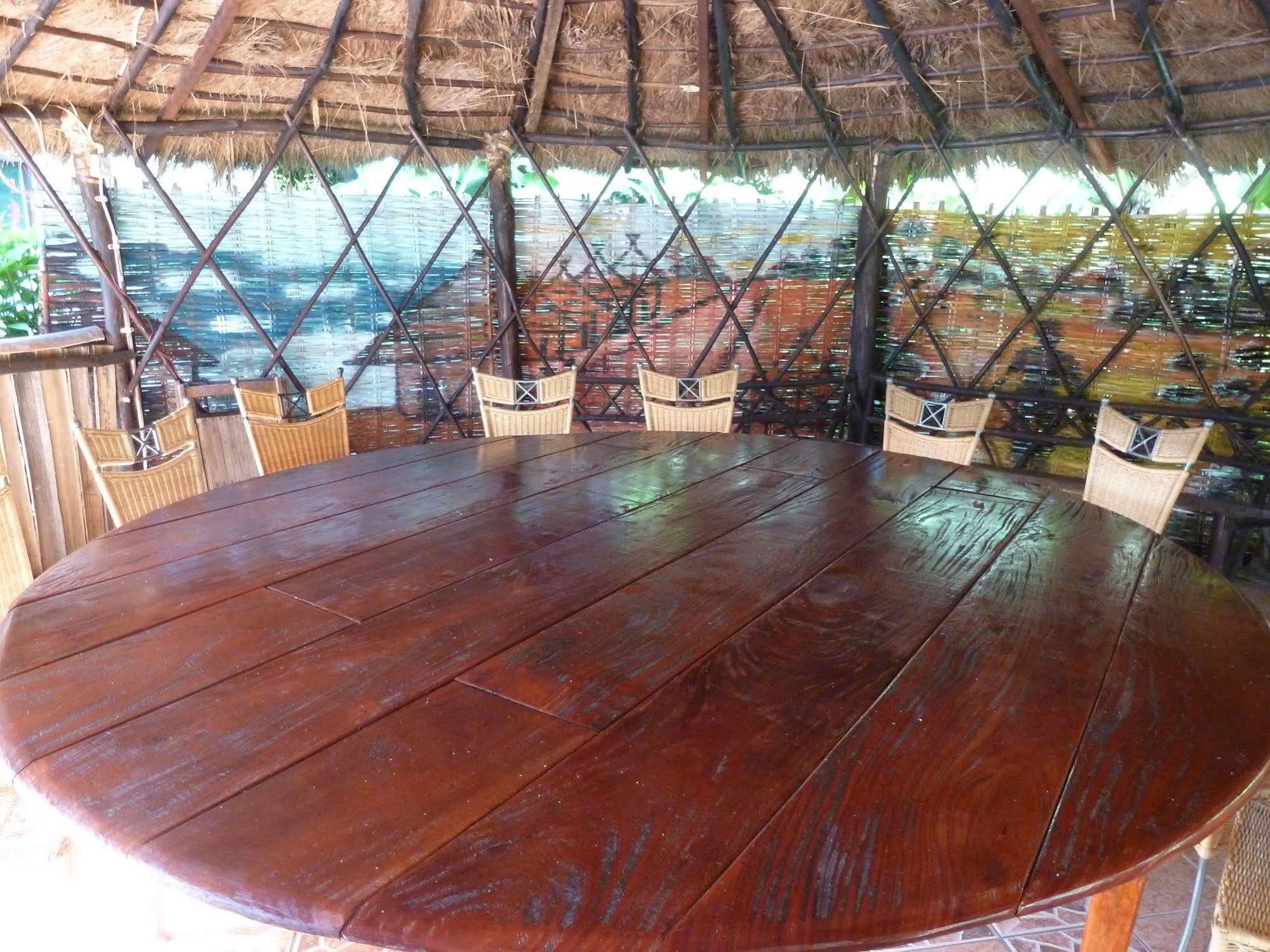 Footsteps Eco-Lodge Gunjur المظهر الخارجي الصورة