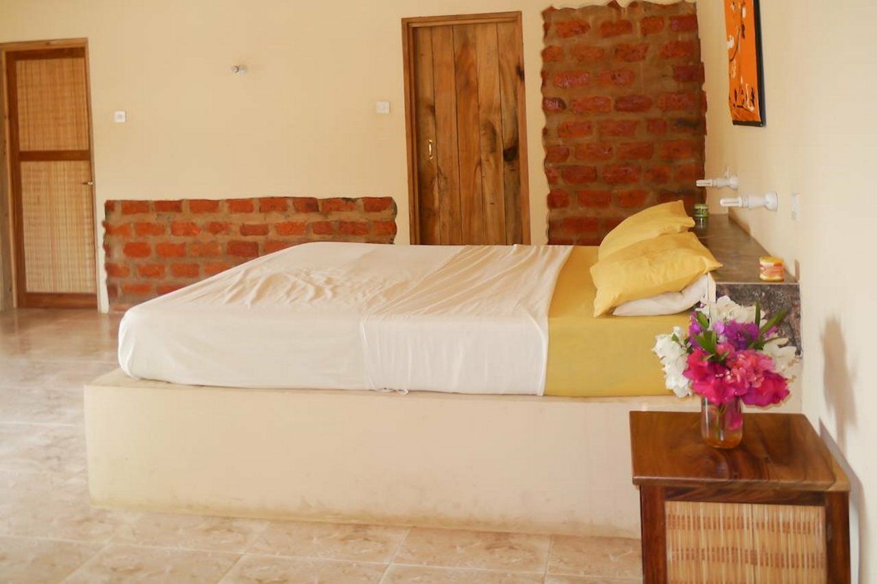 Footsteps Eco-Lodge Gunjur المظهر الخارجي الصورة
